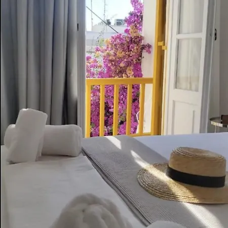 Kipos Livinn Apartman *